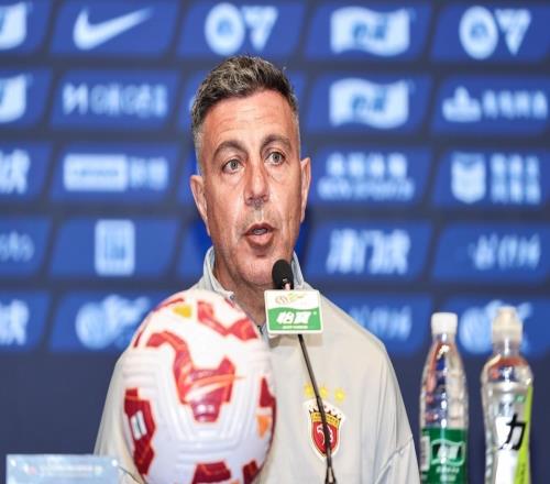 喜讯！中超球队逼平欧冠劲旅，新赛季手握冲击冠军优势，球迷沸腾