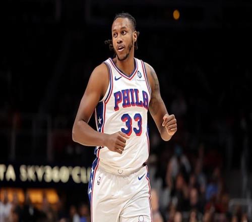 出场次数已经用完,76人不得不转正了这位锋线新星