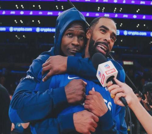 官宣签约!38岁老将回归!3换0年度最佳交易