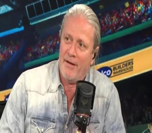 罗塞尼尔能否率队夺冠佩蒂特:你问我我不敢保证他不下课