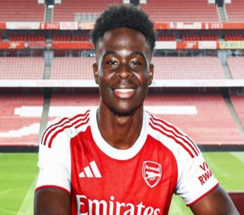 周薪超30万英镑!阿森纳5年顶薪续约萨卡,球迷:下一个拉什福德