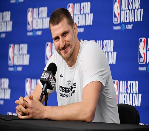 掘金内线核心:布朗身边没有明星队友,他还是打出了高水平的表现