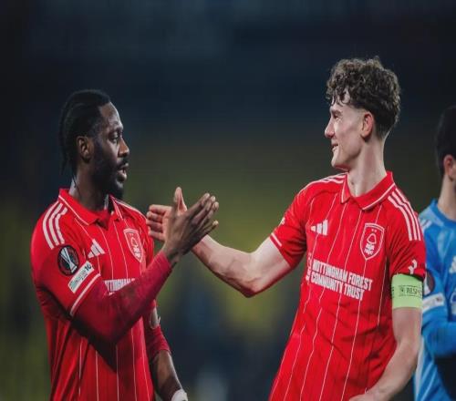 30!英超保级队吊打土超豪门,尤文成笑柄,第一联赛太残酷!