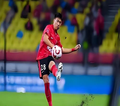 蒋圣龙何时复出不怕,申花已有最佳替代者,或成球队新后防铁闸