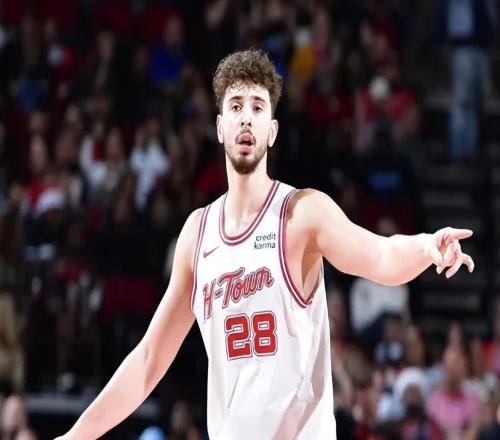 胜黄蜂,火箭2将打得太烂!伊森球商低一拉到底,申京低效无篮板