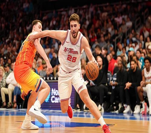 进攻端越来越挣扎了,火箭内线支柱的状态真是令人有些担心