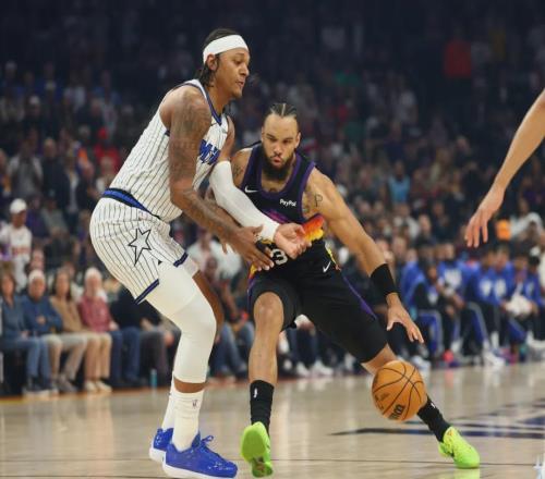 不打了!左手骨折!NBA技犯之王正式休战