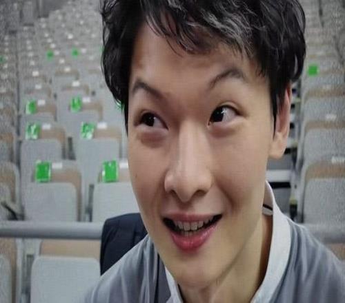 过去一年生活里最有成就感的事王哲林:玩使命召唤连续吃鸡