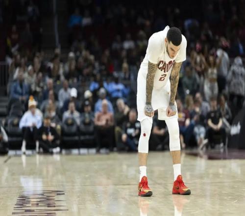 再见,NBA场均4.6分+27%三分,28岁榜眼秀,无人问津啊,唏嘘