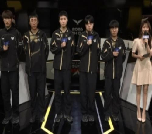 Ruler:我赢过很多下路版本的比赛,所以感觉当前版本还不错