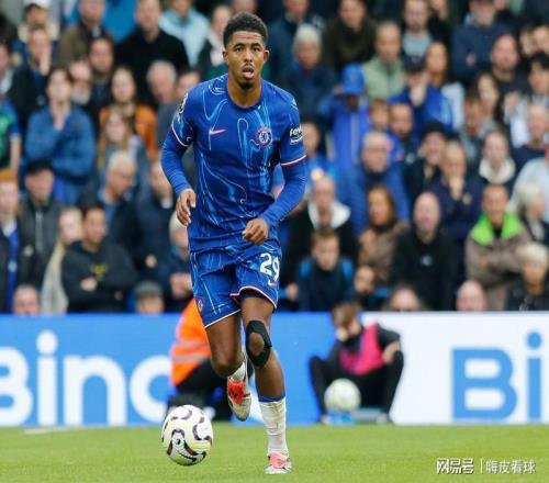 奇观!英超三大豪门积分相同,静等曼联,4队争3个欧冠名额