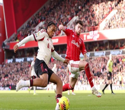 卡拉格:恩古莫哈15分钟的表现比萨拉赫和加克波加起来都要多