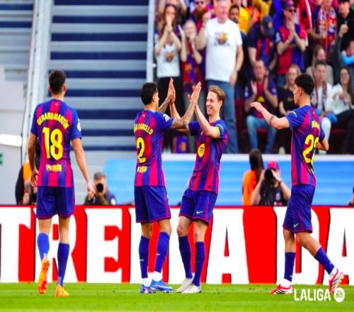 30!冠军争夺白热化:11.1亿豪门终结2连败超越死敌再度登顶