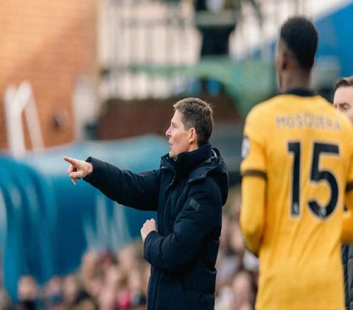 格拉斯纳回应下课传闻:水晶宫高层信任我,认为我是正确人选