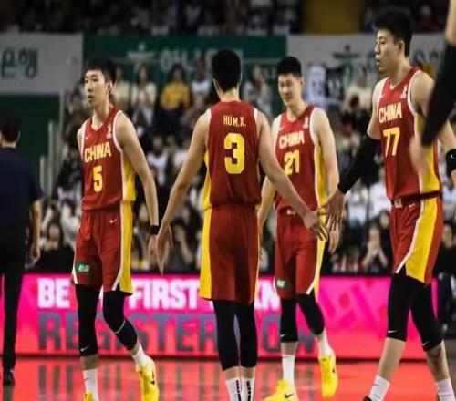 中國(guó)男籃再次出征世界杯預(yù)選賽，急需勝利扭轉(zhuǎn)不利局面