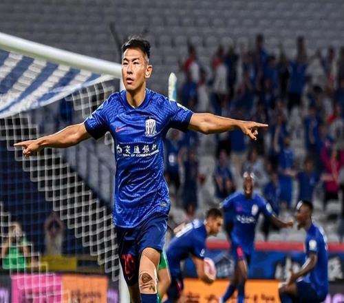 喜訊！于漢超本賽季中超將首次以全新身份亮相申花隊(duì)，值得期待