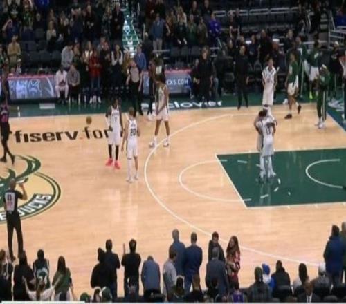 這真實(shí)嗎熱火末節(jié)連續(xù)6分半一球未進(jìn)，最終遭雄鹿逆轉(zhuǎn)