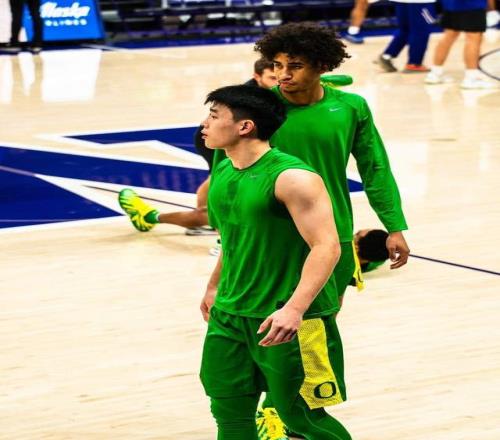 林葳：亞洲后衛(wèi)想在NCAA生存第一重要是會組織傳球，其次是防守