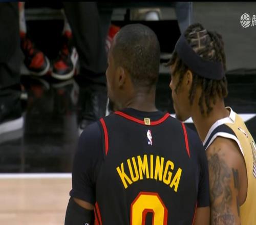 首秀狂轟27分賽季新高！庫(kù)明加離開(kāi)勇士變詹皇，庫(kù)里科爾追悔莫及