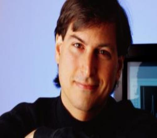 庫克紀念喬布斯71周年誕辰：一位卓越的領(lǐng)導(dǎo)者、創(chuàng)新者與摯友