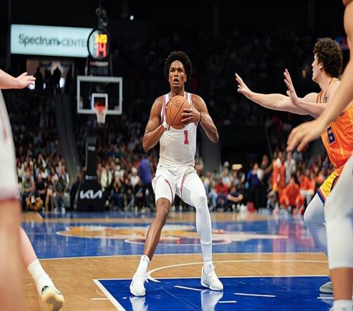 單場6次失誤！但火箭對于后場新星的能力依然是深信不疑的