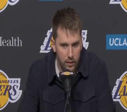 東契奇談最后拒投三分：我知道自己是空位，但覺(jué)得距離遠(yuǎn)了點(diǎn)