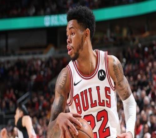 曝安芬尼西蒙斯手腕骨折傷勢加重暫無恢復(fù)時間表