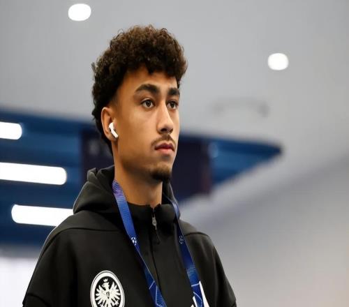 3球6助攻！22歲德國后防殺星橫空出世，開價(jià)6500萬歐，4豪門瘋搶