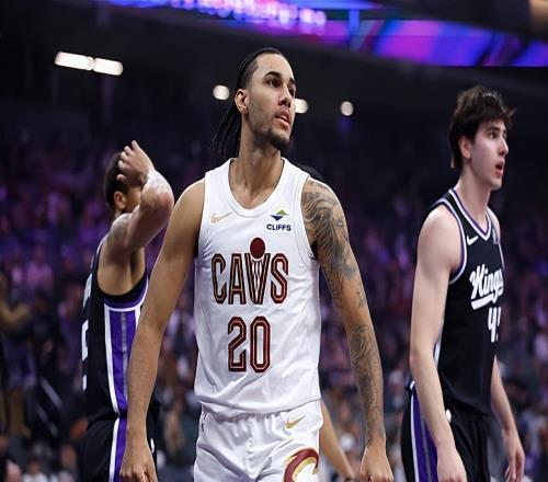 優(yōu)秀的3D鋒線！可惜騎士新星的出場(chǎng)時(shí)間還是略少了一些