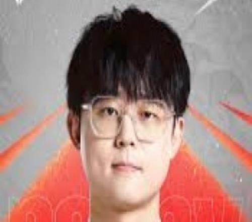 還有這種事！TES主教練Poppy疑似臺胞證丟失無法返回大陸或將缺席季后賽