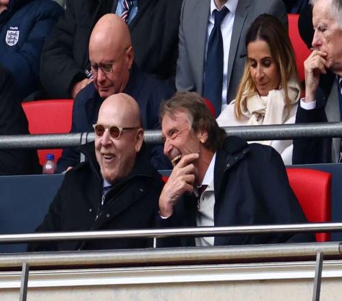 曼联无欧战仍扭亏为盈!若进欧冠将砸1.5亿补强,下赛季英超争冠