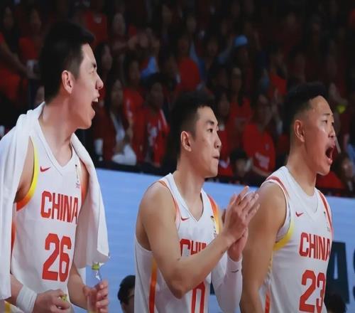 真相大白！中國(guó)男籃15分逆轉(zhuǎn)日本隊(duì)原因曝光歸化+裁判黑哨也不行
