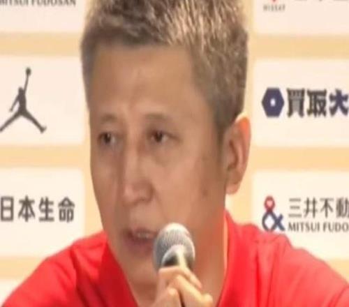 中國(guó)男籃為何能逆轉(zhuǎn)日本主帥郭士強(qiáng)給出答案，透露中場(chǎng)調(diào)整內(nèi)幕