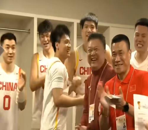 中国男篮逆转仅1夜,FIBA惹争议:称“偷走”日本胜利,连夜修改