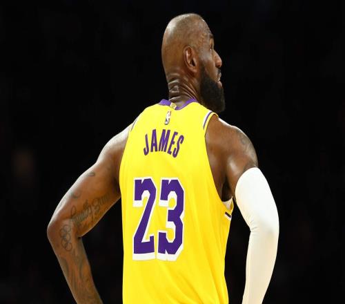 湖人僅剩24場常規(guī)賽！名宿直言：詹姆斯今年就該離開湖人