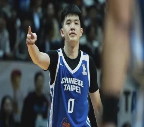 對陣省隊，中國男籃12人名單出爐，裁判分別來自這三個國家