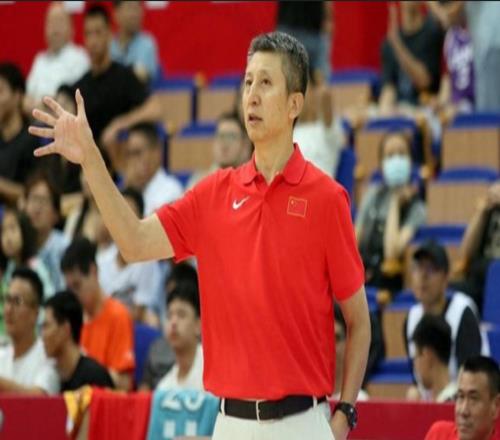 防守大漏勺,空位不敢投!球迷:这3名球员,郭士强没必要带了