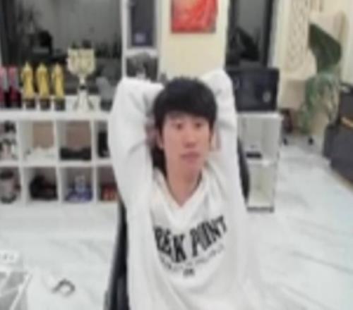 明年有個大的！Doinb：能救LPL的就Theshy和Uzi，哥哥也救不了