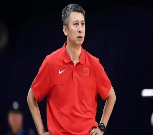 國(guó)際籃聯(lián)道歉，裁判名單公布，兩人吹過CBA，中國(guó)籃協(xié)心血白費(fèi)了