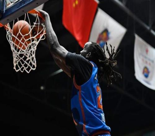 繼續(xù)選擇擺爛！CBA前總冠軍裁掉隊內(nèi)僅有2名外援，下賽季或被降級