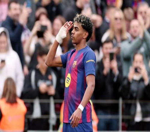 41！亞馬爾帽子戲法，2億超巨破紀(jì)錄，巴薩吊打黃潛，甩皇馬4分