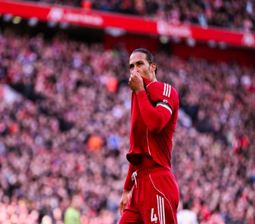 52！利物浦大勝西漢姆，英超3連勝48分追平曼聯(lián)，?；倏颂盗? loading=