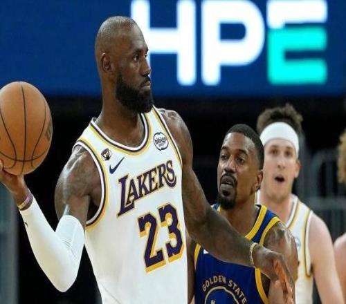 41岁61天詹姆斯再添新纪录:为东契奇献生日赢球礼