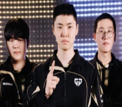 解说毛毛:严厉的gen大哥,3把速通太吓人了,chovy一次没死过!