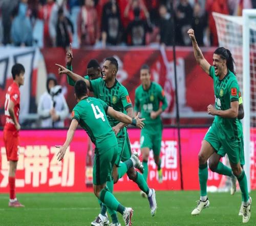 意外！這是中超冠軍上港全場0射正，新外援被北京國安踢哭了