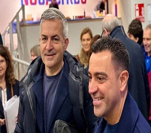 巴薩競(jìng)選風(fēng)云：哈維攜全家力挺豐特，向拉波爾塔正式“宣戰(zhàn)”