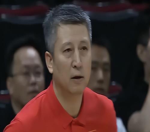 世預(yù)賽瘋狂一日！中國男籃大逆轉(zhuǎn)中國臺(tái)北，韓國慘敗日本遭兩連敗