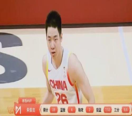 6中5！徹底力壓張鎮(zhèn)麟！中國男籃第一工兵前鋒