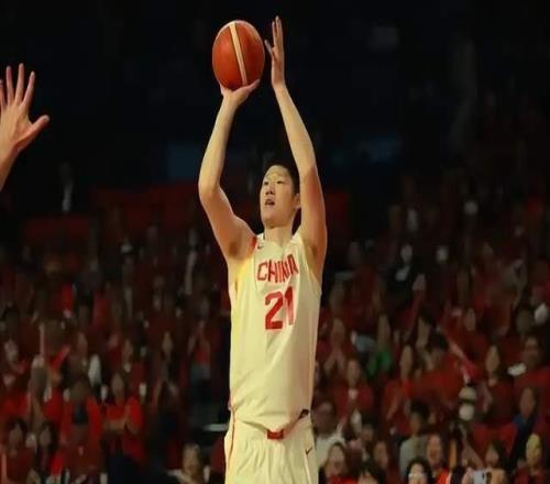 兩場(chǎng)世預(yù)賽過后，中國(guó)男籃已經(jīng)告別了廣東時(shí)代