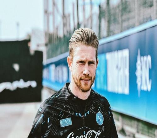 好久不見(jiàn)，德布勞內(nèi)曬恢復(fù)合練圖：